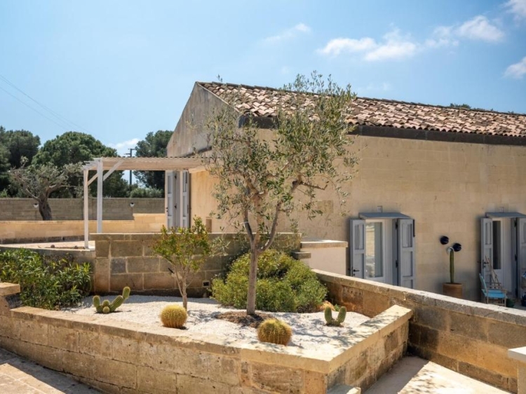 Masseria dei Monaci rural hotel near the sea with swimming pool in Puglia Otranto