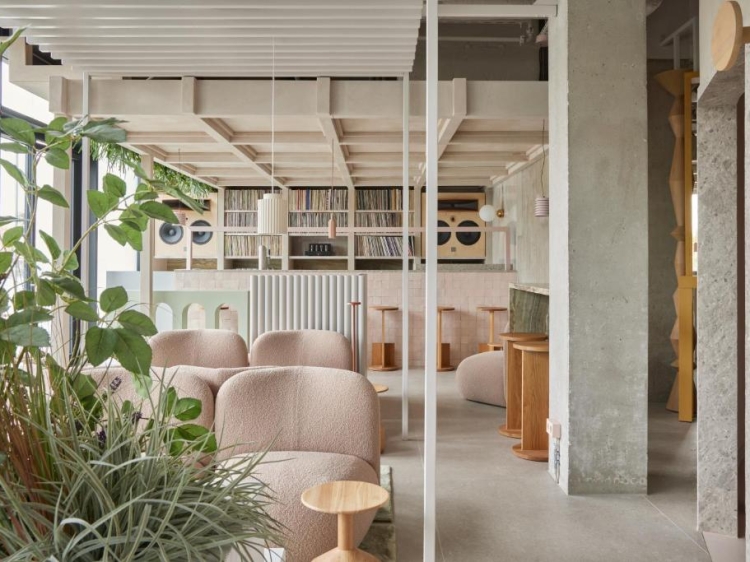 Boutique Hotel Locke at East Side Gallery in Berlin