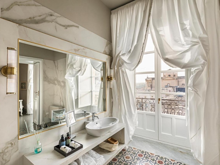 Luxury bathroom with panoramic view in Seven Rooms Villadorata in Noto
