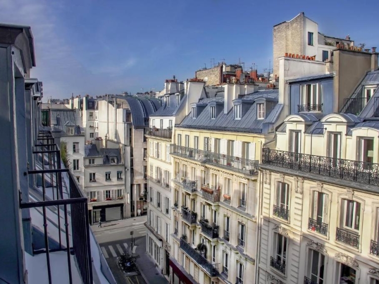 Boutique Hotel Maison Mère in Paris boutique hotel, Paris Marais, elegant interiors, creative vibe, historic charm