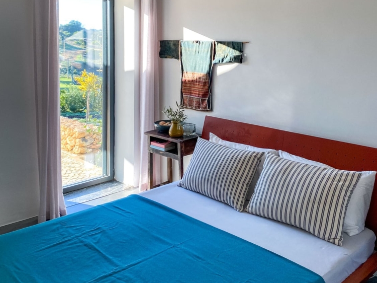 Authentic Algarve retreat on private estate, entire house for rent with shared pool and two bedrooms in Ferragudo, Algarve