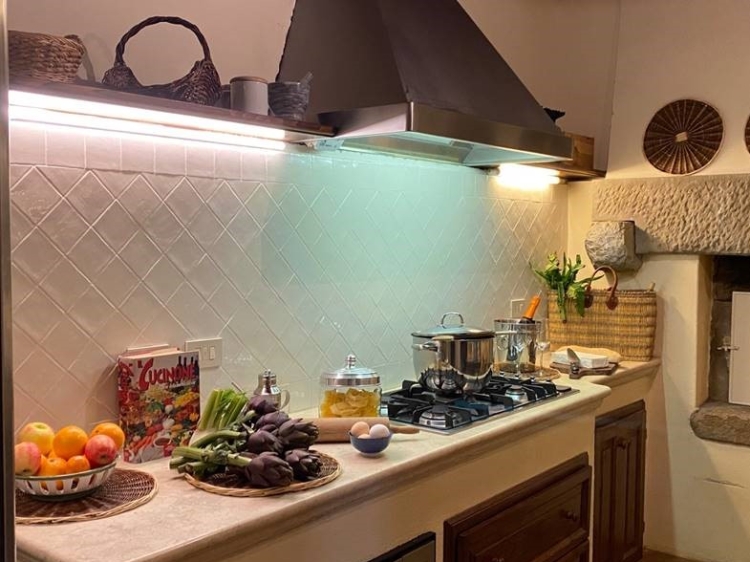 main kitchen in Villa Tregoline