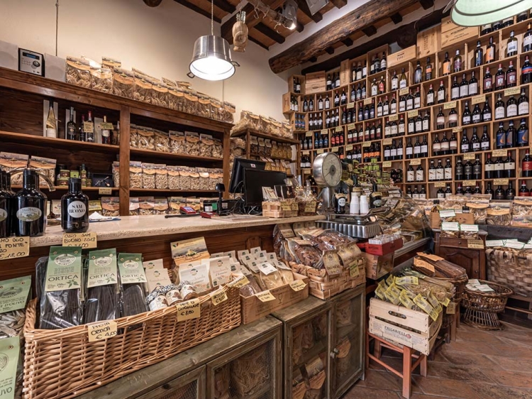 Hotel Relais Palazzo del Capitano San Quirico D'orcia tuscany best boutique hotel