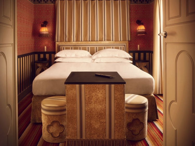 Hotel Bourg Tibourg Paris Hotel romantic