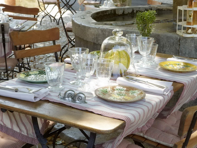 Hotel des deux Rocs seillans b&b romantic