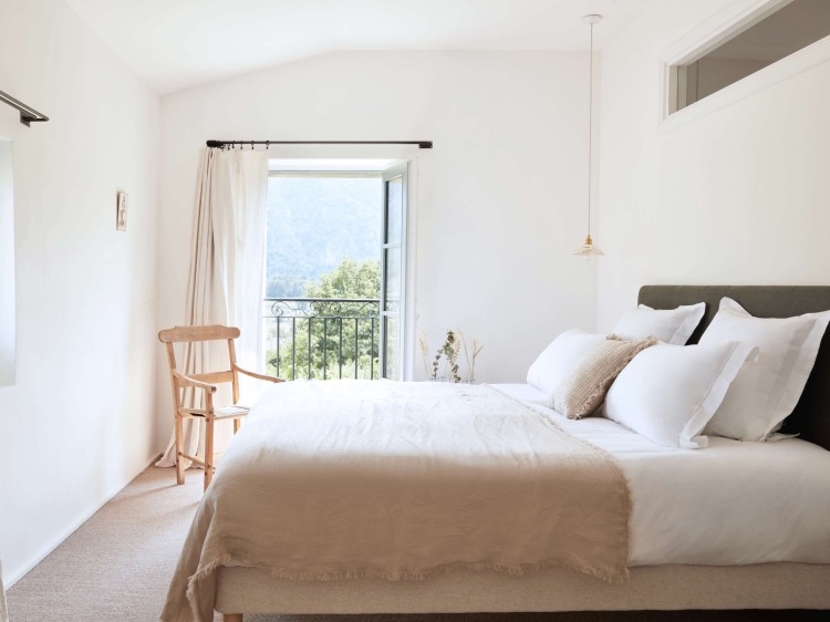 Bastide Le Mourre beautiful small charming hotel in provence