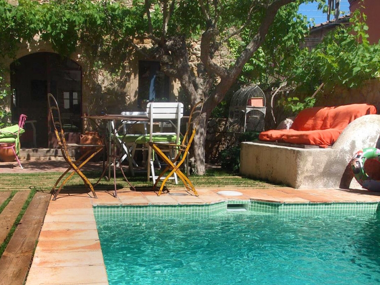 Casa Migdia casa para aluguer costa brava Espanha casa de cama e pequeno-almoço com encanto