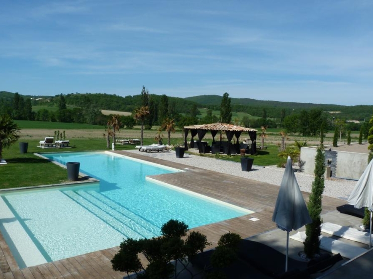 Le Prieuré des Sources Hotel romantic trendy good kitchen gorgeous landscape 