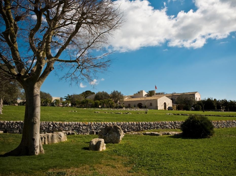 http://www.booking.com/hotel/it/eremo-della-giubiliana.pt-pt.html?aid=311098;label=hotel-13135-it-1gwW5h1hKKzfCIikig3xUQS1879491527%3Apl%3Ata%3Ap1%3Ap2%3Aac%3Aap1t1%3Aneg%3Afi%3Atiaud-146342138470%3Akwd-8047135817%3Alp1011739%3Ali%3Adec%3Adm;sid=070b7a54e6d9229414c3486ebf71ce9a;checkin=2017-03-24;checkout=2017-03-28;ucfs=1;highlighted_blocks=1313501_95137032_0_1_0;all_sr_blocks=1313501_95137032_0_1_0;room1=A,A;hpos=1;dest_type=city;dest_id=900040858;srfid=cefd17f31a90d19d0e62d478ccd9112a92f4799fX1;highlight_room=