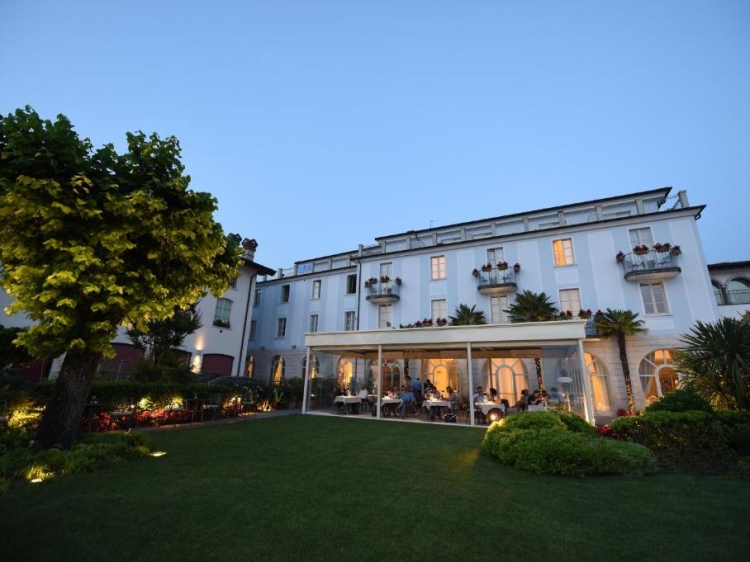 Hotel Rivalago sulzano luxury boutique hotel