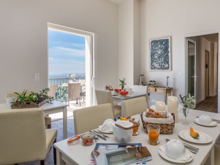 Histoires de Bastide Tourrettes sur Loup hotel b&b