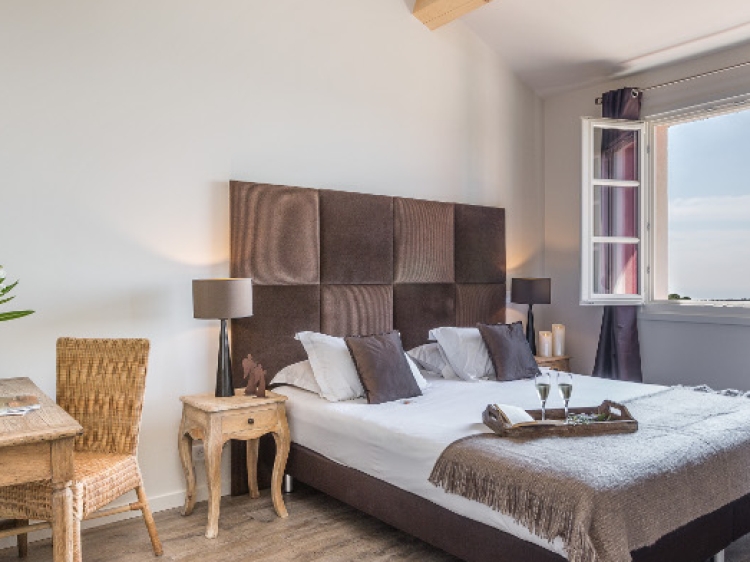 Histoires de Bastide Tourrettes sur Loup hotel b&b
