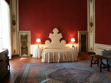 Palazzo Tucci - Bed & Breakfast in Lucca, Toscana