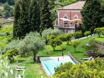 Monaci delle Terre Nere - Hotel & Self-Catering in Zafferana Etnea, Sicília