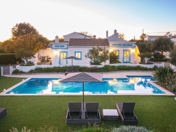 Casa Flor de Sal - Casas de férias in Moncarapacho, Algarve