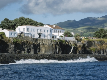 White Exclusive Suites & Villas - Design Hotel in Lagoa, Açores