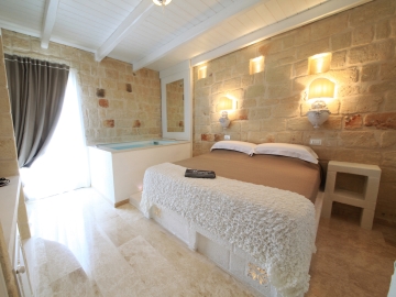 Miramare Luxury Guesthouse - Bed & Breakfast in Monopoli, Puglia