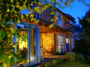 Casa Perfeuto Maria - Bed & Breakfast in Outes, Galicia