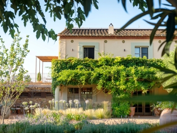 Can Casi House - Casitas com charme in Parlavà, Catalunha