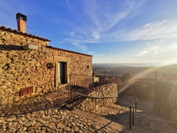 Casa da Cisterna - Hotel & Self-Catering in Castelo Rodrigo, Beiras e Costa Central