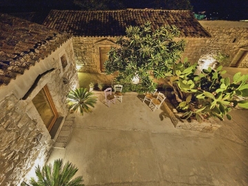 Borgo Alveria - Hotel Rural in Noto, Sicília