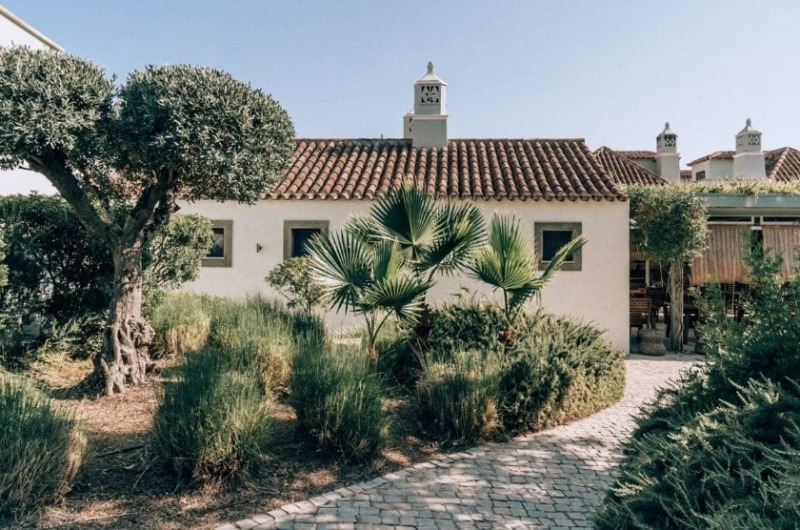 Exterior view of luxury suites of Fazenda Nova